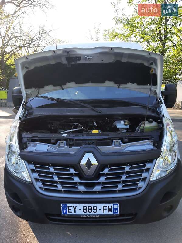 Грузовой фургон Renault Master 2018 в Полтаве