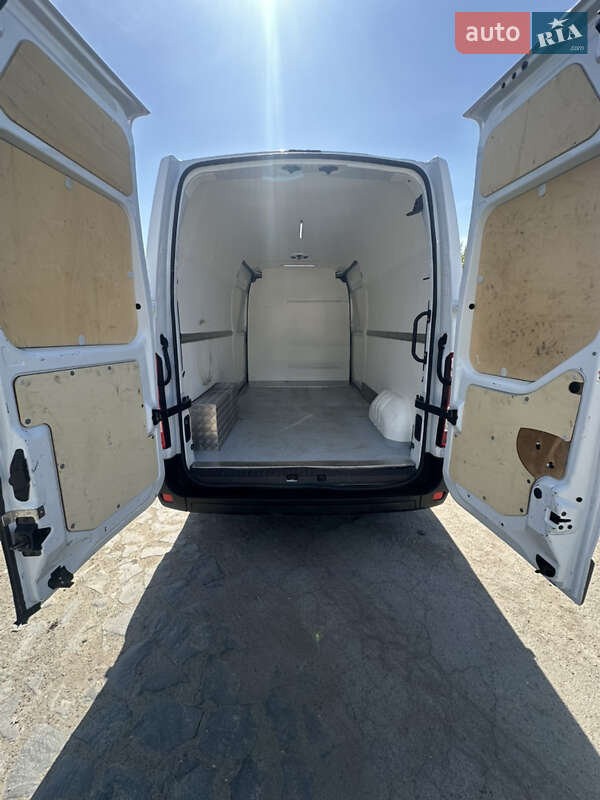 Грузовой фургон Renault Master 2021 в Луцке
