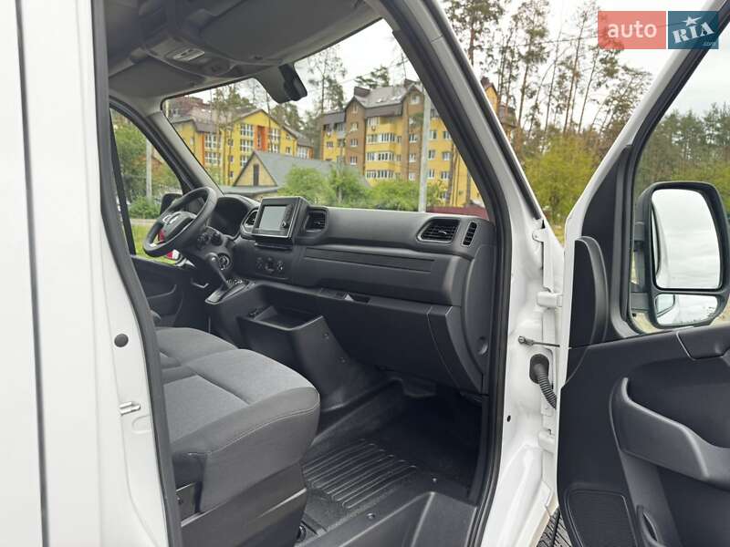 Вантажний фургон Renault Master 2023 в Києві