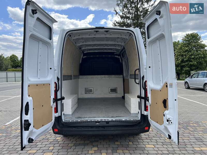 Грузовой фургон Renault Master 2020 в Луцке