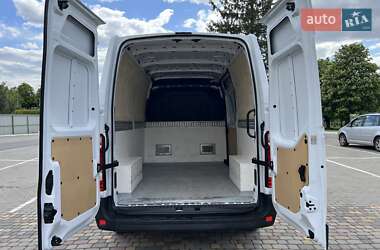 Грузовой фургон Renault Master 2020 в 