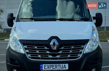 Грузовой фургон Renault Master 2015 в 