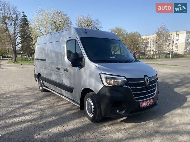Грузовой фургон Renault Master 2020 в 
