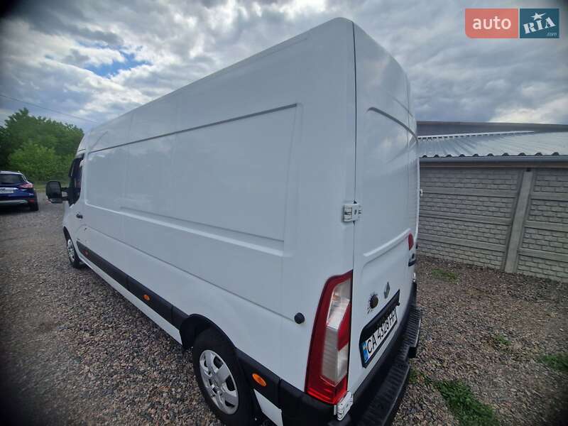 Вантажний фургон Renault Master 2018 в Черкасах