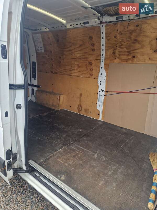 Вантажний фургон Renault Master 2018 в Черкасах