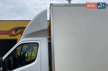 Вантажний фургон Renault Master 2020 в 