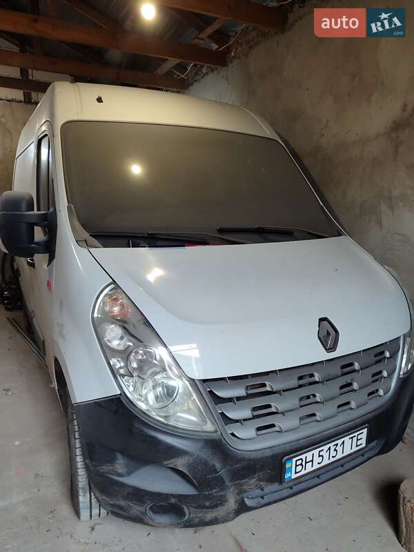 Грузовой фургон Renault Master 2012 в Белгороде-Днестровском