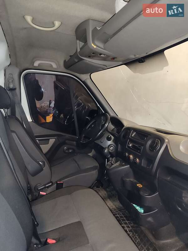 Грузовой фургон Renault Master 2012 в Белгороде-Днестровском
