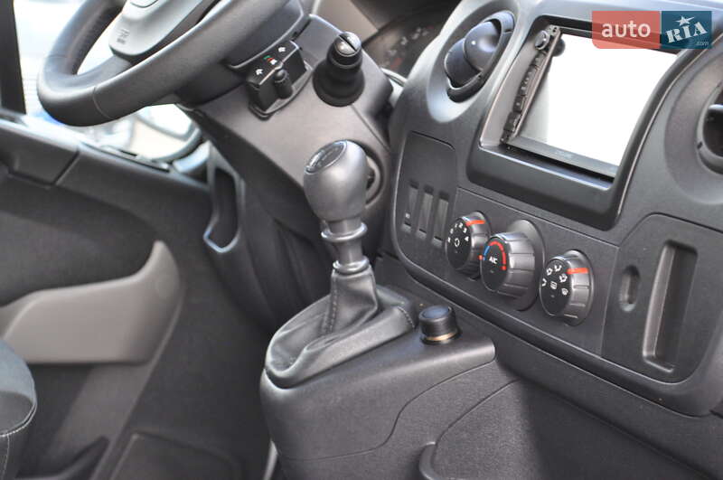 Мікроавтобус Renault Master 2017 в Києві