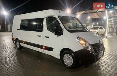 Мікроавтобус Renault Master 2015 в Чернівцях