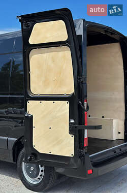 Вантажний фургон Renault Master 2020 в 
