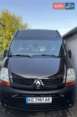 Вантажний фургон Renault Master 2007 в Кам'янському
