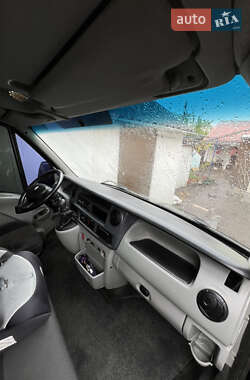 Грузовой фургон Renault Master 2007 в 