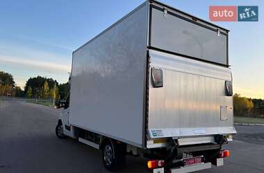 Вантажний фургон Renault Master 2021 в 