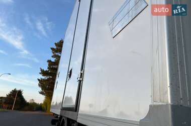 Вантажний фургон Renault Master 2021 в 