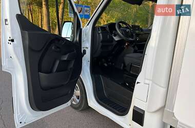 Вантажний фургон Renault Master 2021 в 