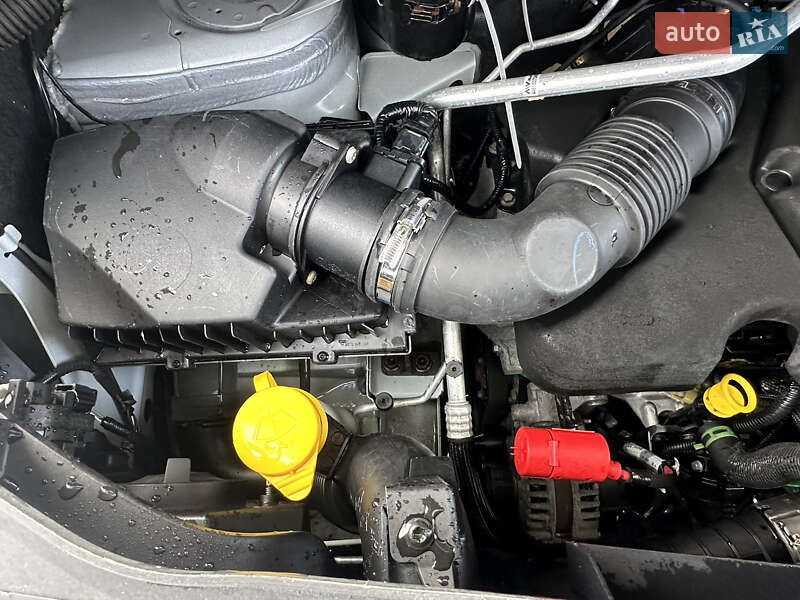 Грузопассажирский фургон Renault Master 2020 в Черновцах