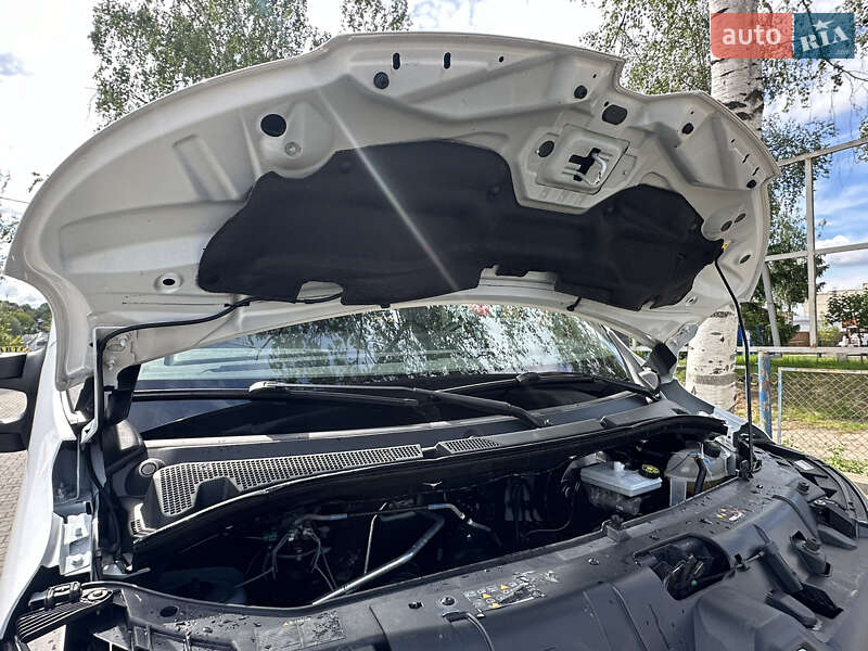 Грузопассажирский фургон Renault Master 2020 в Черновцах