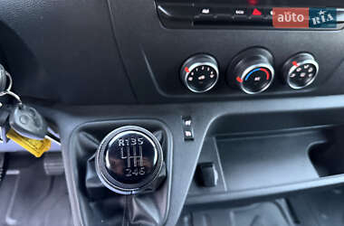 Вантажний фургон Renault Master 2021 в 