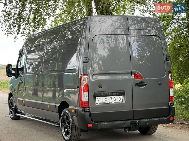 Вантажний фургон Renault Master 2021 в Дубні