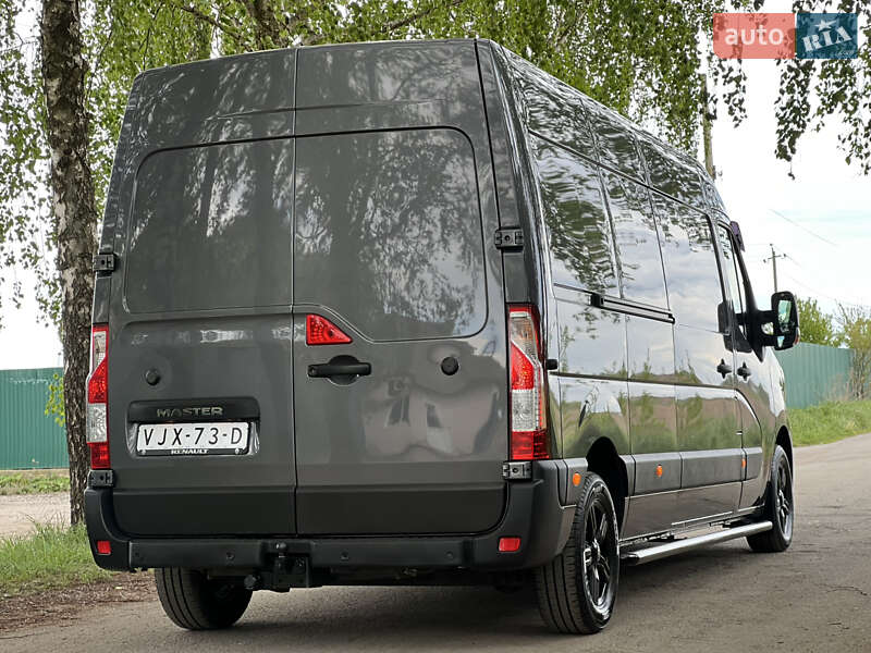Вантажний фургон Renault Master 2021 в Дубні