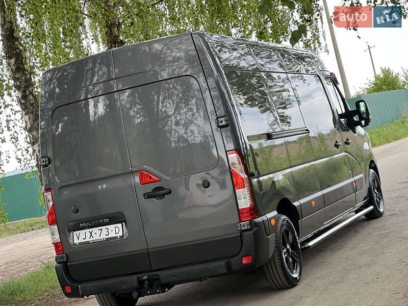 Вантажний фургон Renault Master 2021 в Дубні