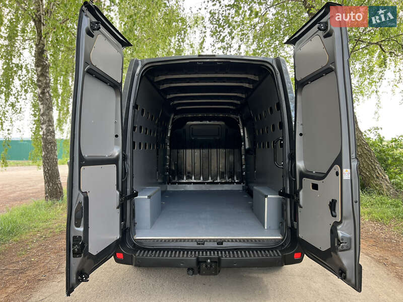 Вантажний фургон Renault Master 2021 в Дубні