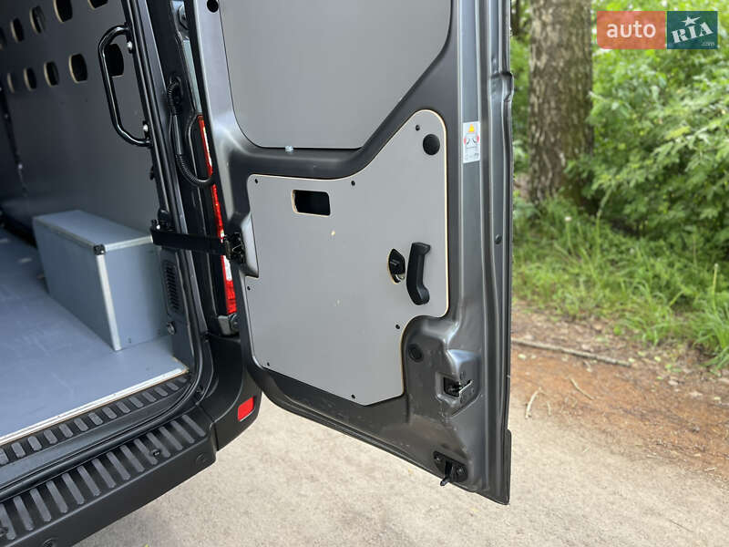 Вантажний фургон Renault Master 2021 в Дубні