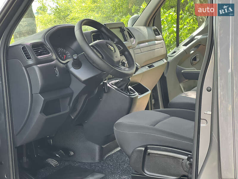 Вантажний фургон Renault Master 2021 в Дубні
