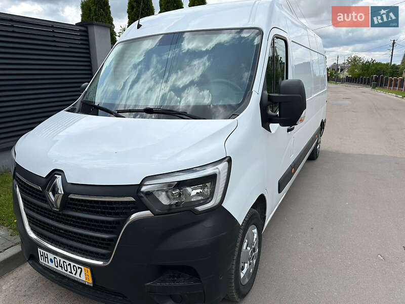 Грузовой фургон Renault Master 2020 в 