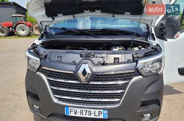 Грузовой фургон Renault Master 2021 в 