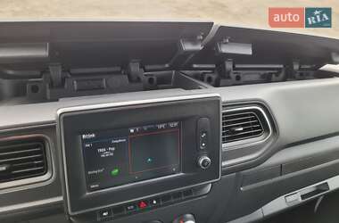 Грузовой фургон Renault Master 2021 в 