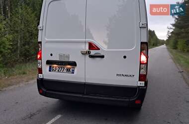 Грузовой фургон Renault Master 2022 в 