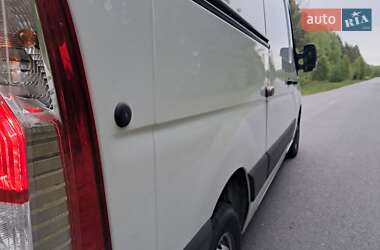 Грузовой фургон Renault Master 2022 в 