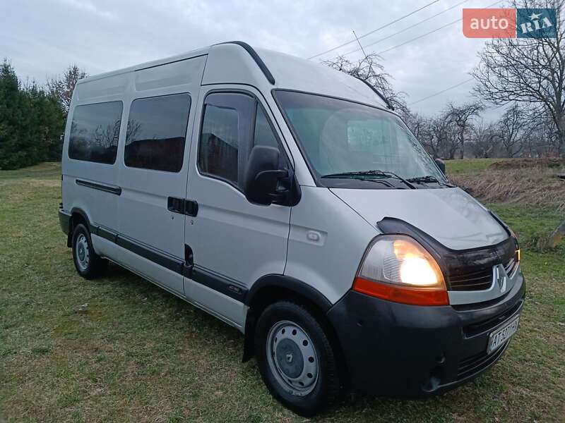 Вантажопасажирський фургон Renault Master 2008 в Коломиї