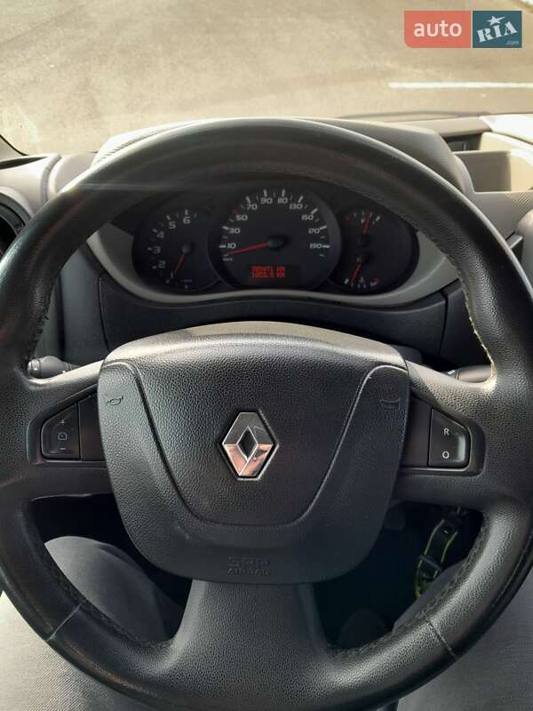 Эвакуатор Renault Master 2014 в Овруче