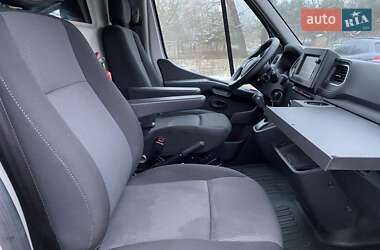 Грузовой фургон Renault Master 2021 в 