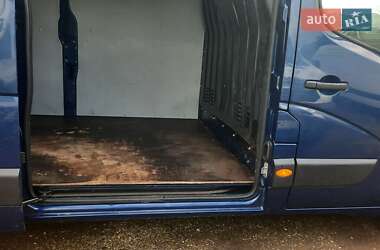 Грузовой фургон Renault Master 2016 в 