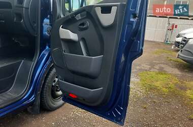 Грузовой фургон Renault Master 2016 в 