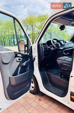 Вантажний фургон Renault Master 2021 в 