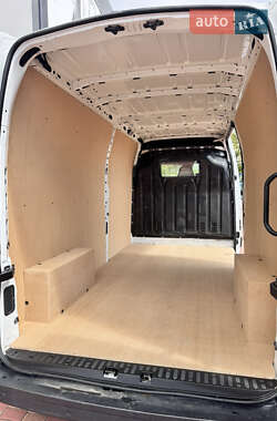 Вантажний фургон Renault Master 2021 в 