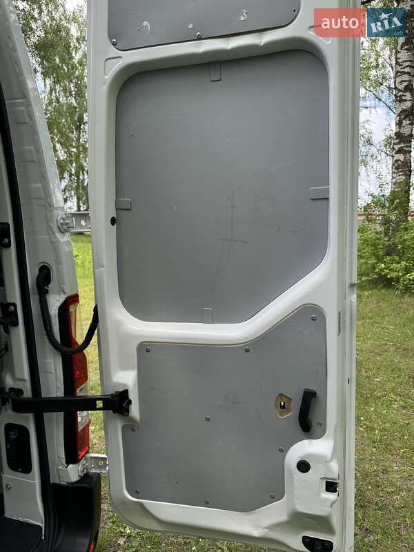 Вантажний фургон Renault Master 2021 в Радивиліві