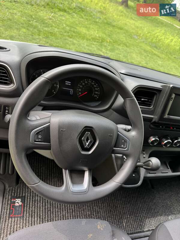 Вантажний фургон Renault Master 2021 в Радивиліві