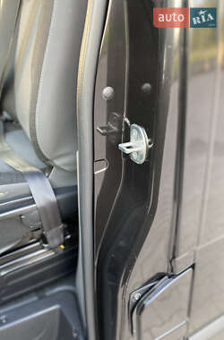 Грузовой фургон Renault Master 2014 в 