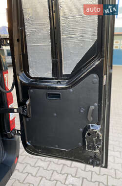 Грузовой фургон Renault Master 2014 в 