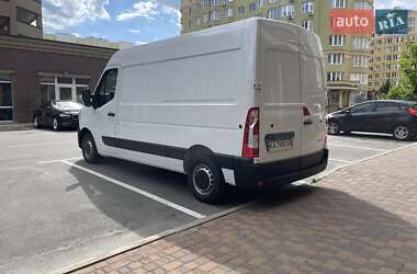 Грузовой фургон Renault Master 2024 в 