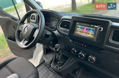 Грузовой фургон Renault Master 2020 в 