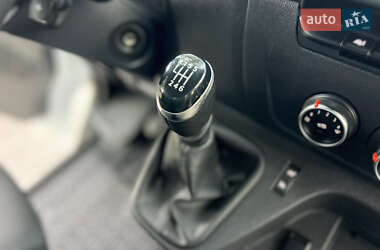 Грузовой фургон Renault Master 2020 в 