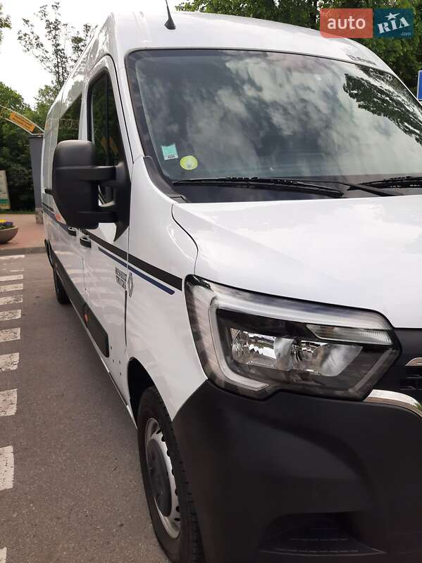 Грузовой фургон Renault Master 2022 в Полтаве