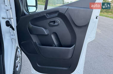 Грузовой фургон Renault Master 2021 в 